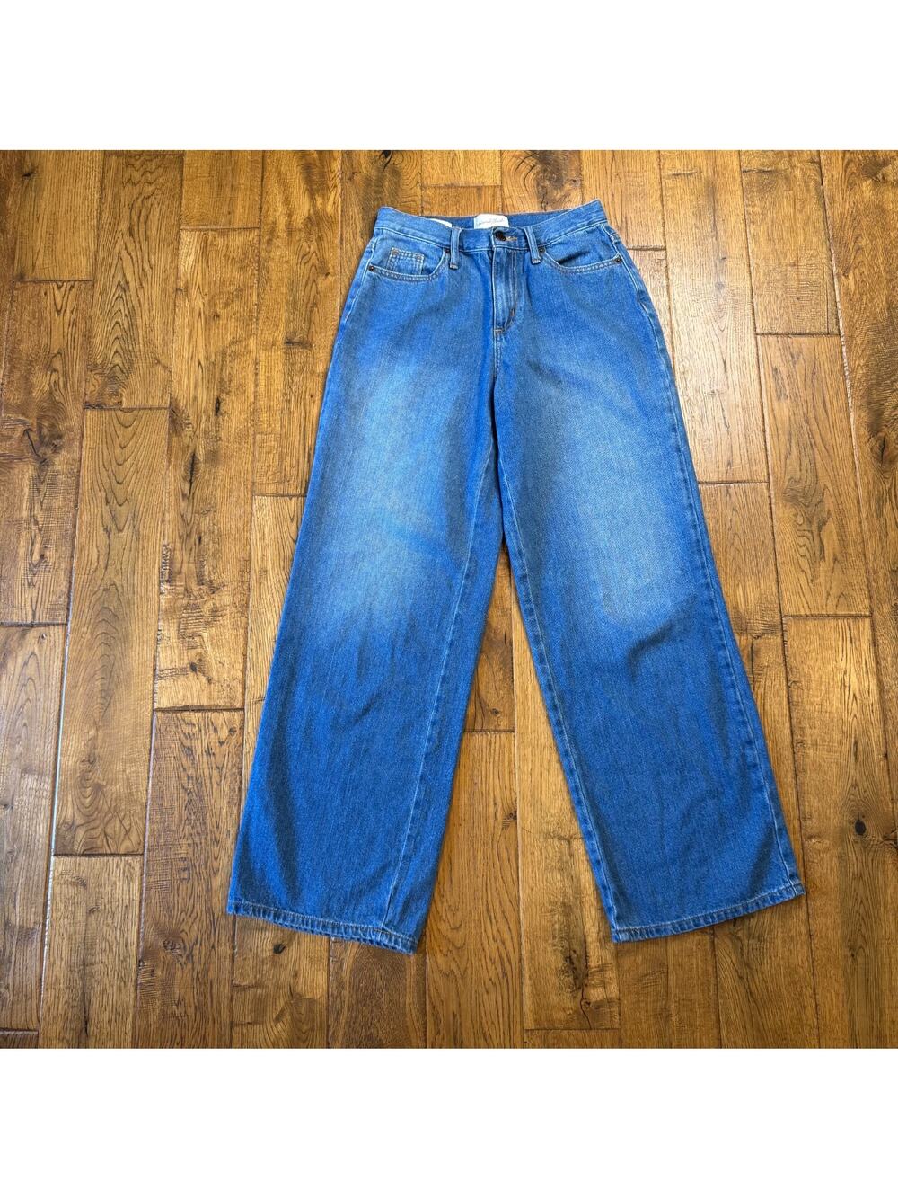 Universal Thread Relaxed Wide-Leg Jeans Med Wash and Rise Womens Sz 0/25R - Picture 1 of 7